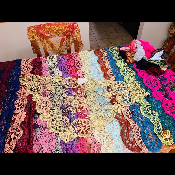 Mantillas Españolas - Picture 3 of 6